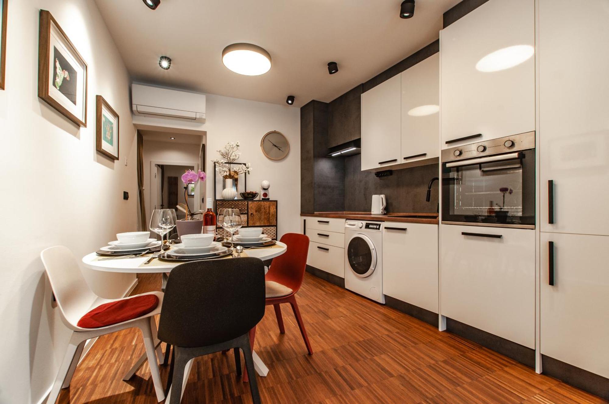 Six In The City Apartment, Ljubljana Dış mekan fotoğraf